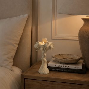 Hana Candle Holder